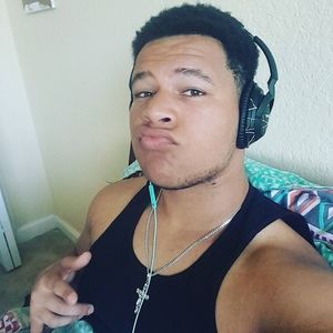 Meet your Posher, Mikhael